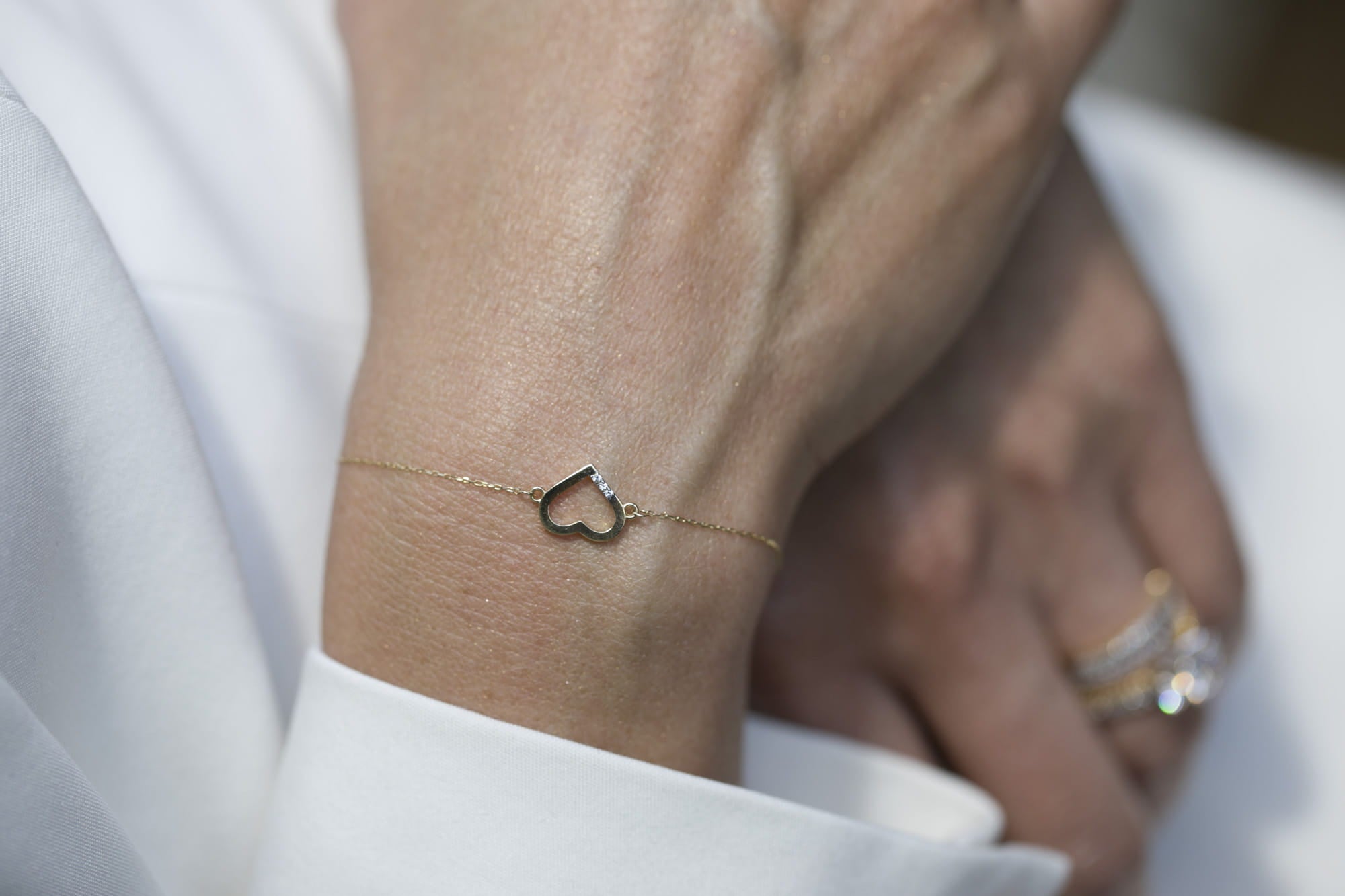 Auksinė Apyrankė Su Deimantais