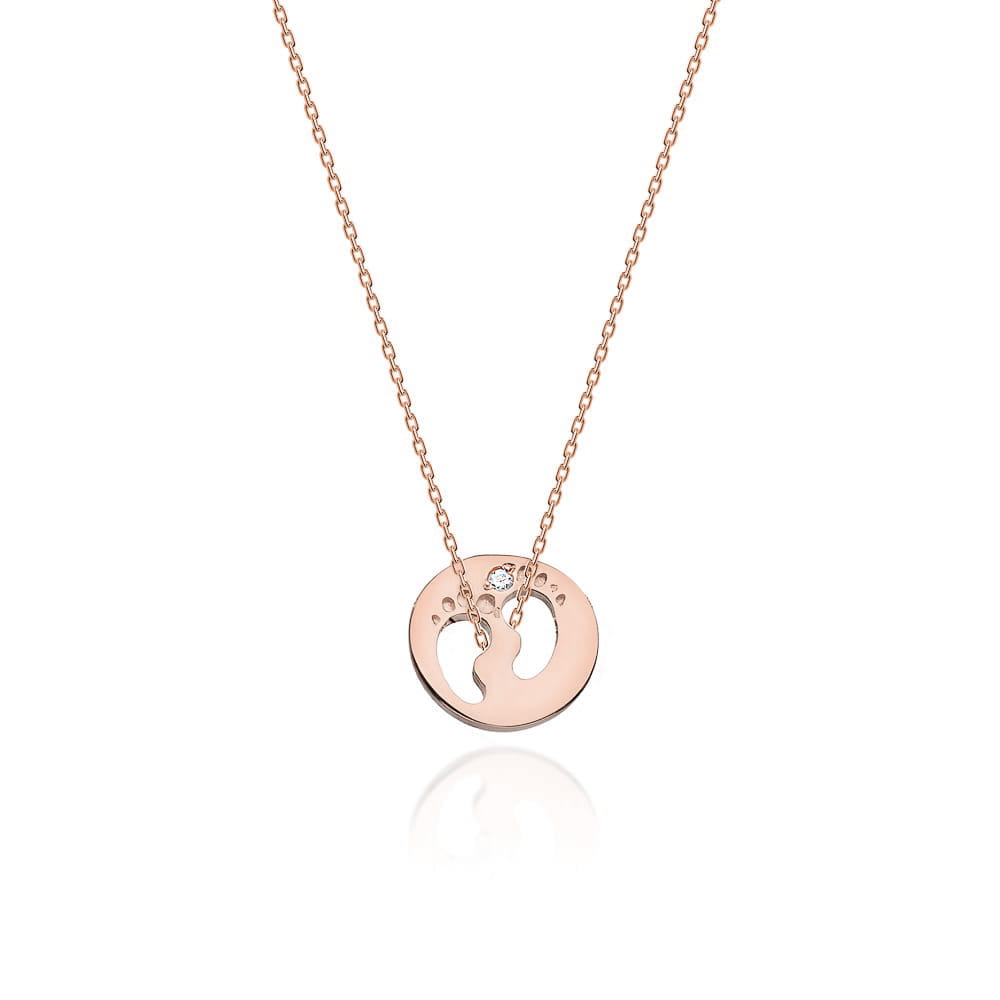 Gold Chain With Diamond Pendant