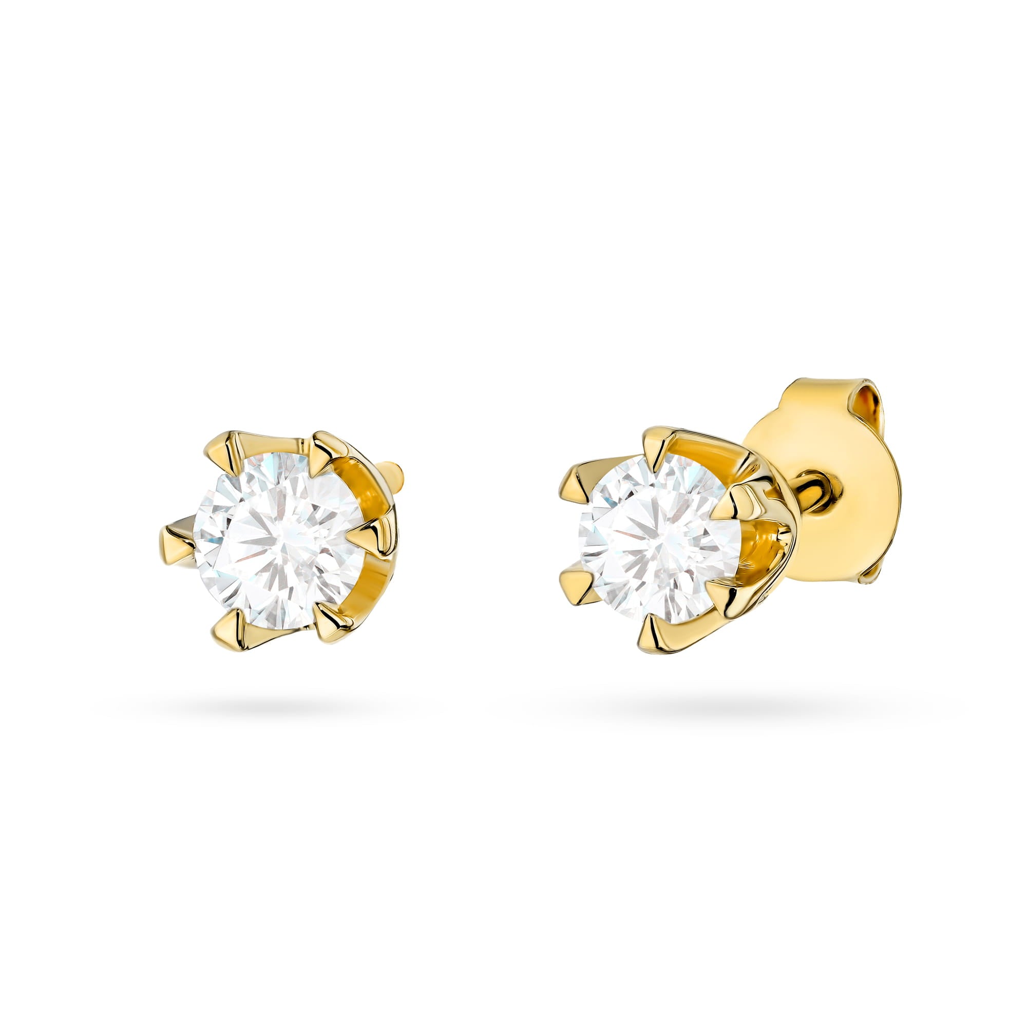 Gold Earrings With Lab-Grown Diamonds