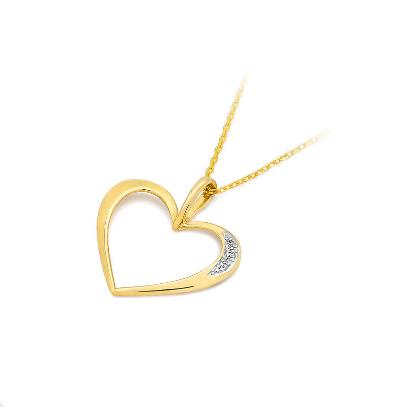 Gold Pendant With Diamonds