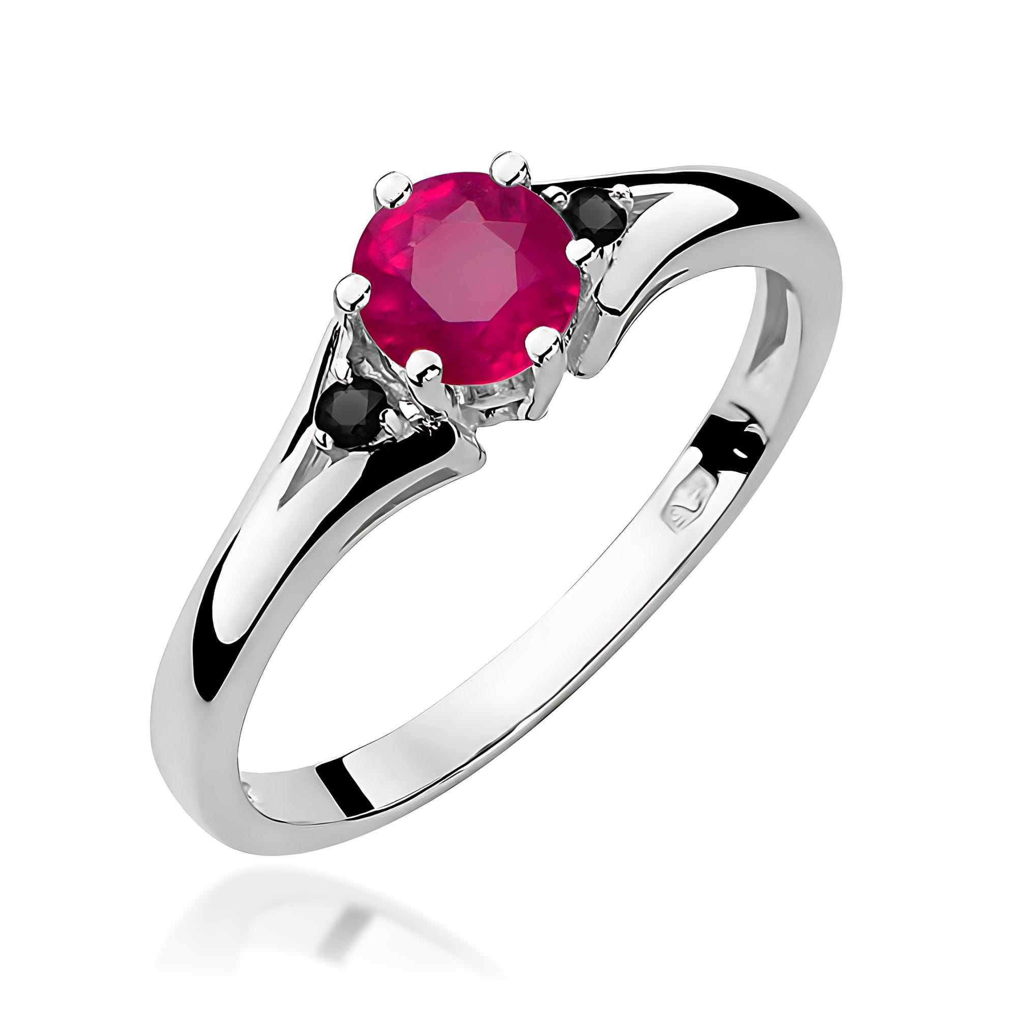Gold Ring With Ruby And Black Diamonds