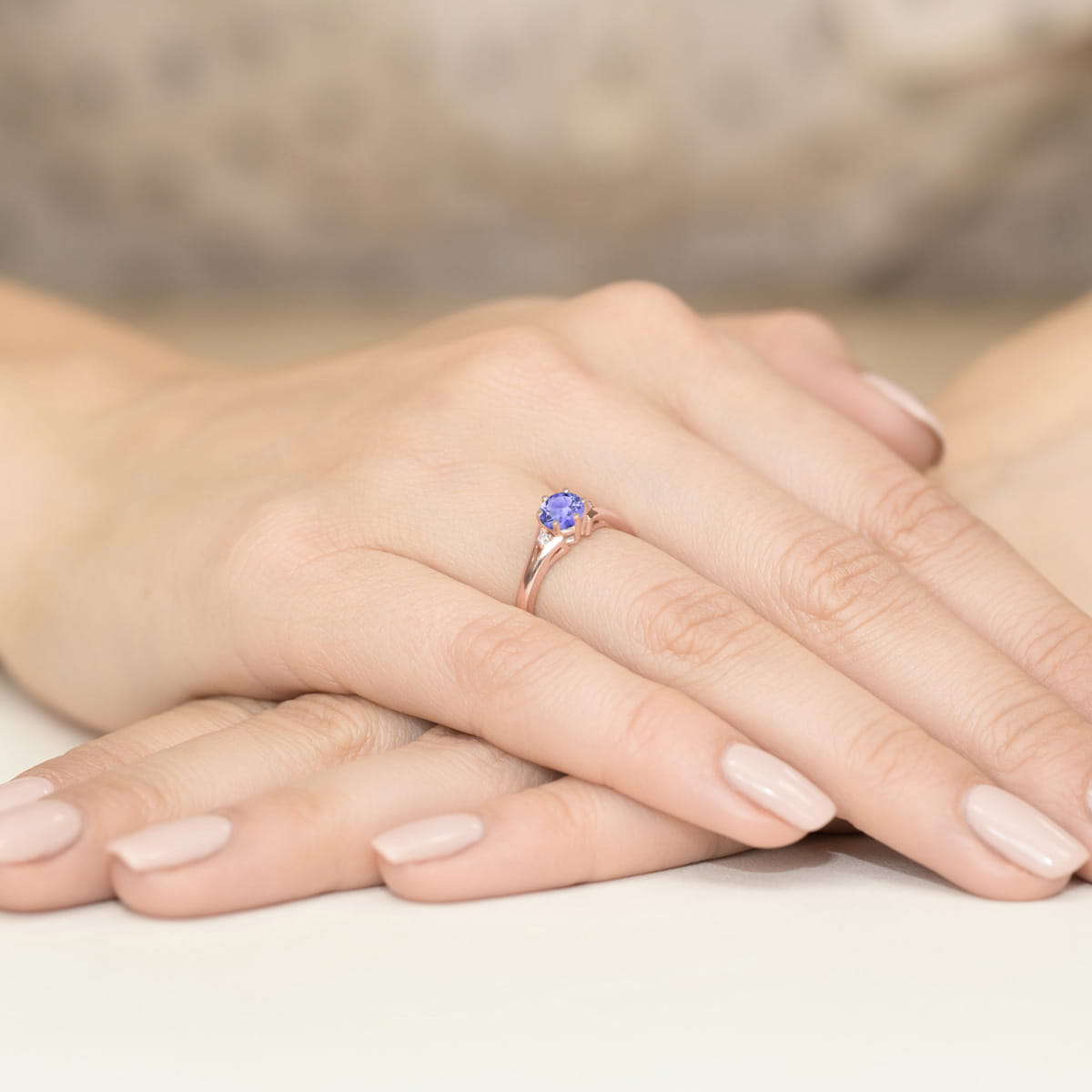 Gold Ring With Tanzanite And Diamonds