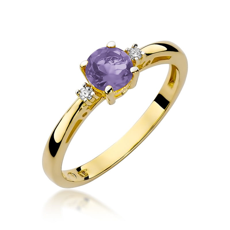 Gold Ring With Amethyst And Diamonds