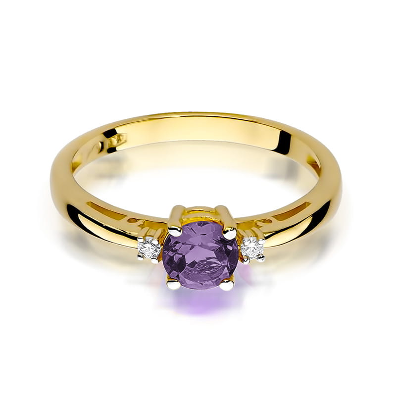 Gold Ring With Amethyst And Diamonds