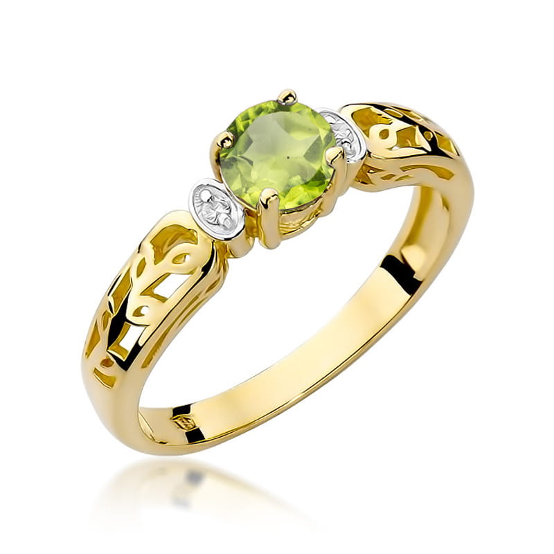 Gold Ring With Peridot And Diamonds