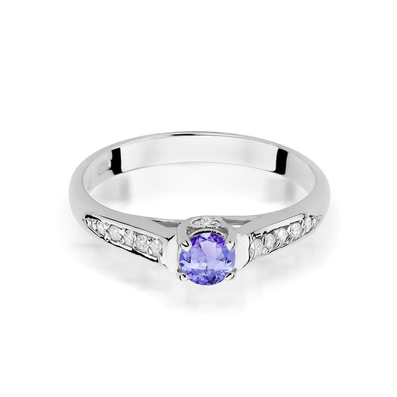 Gold Ring With Tanzanite And Diamonds