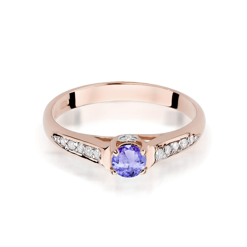 Gold Ring With Tanzanite And Diamonds