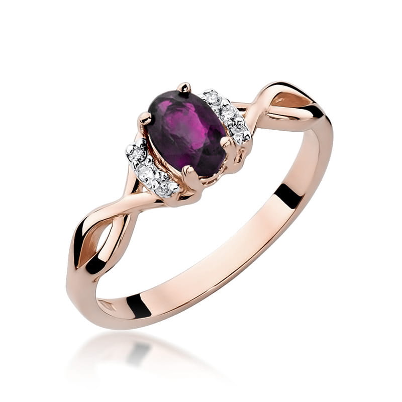 Gold Ring With Rhodolite And Diamonds