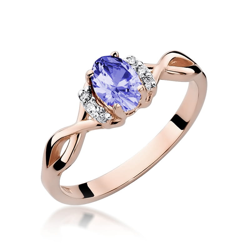 Gold Ring With Tanzanite And Diamonds