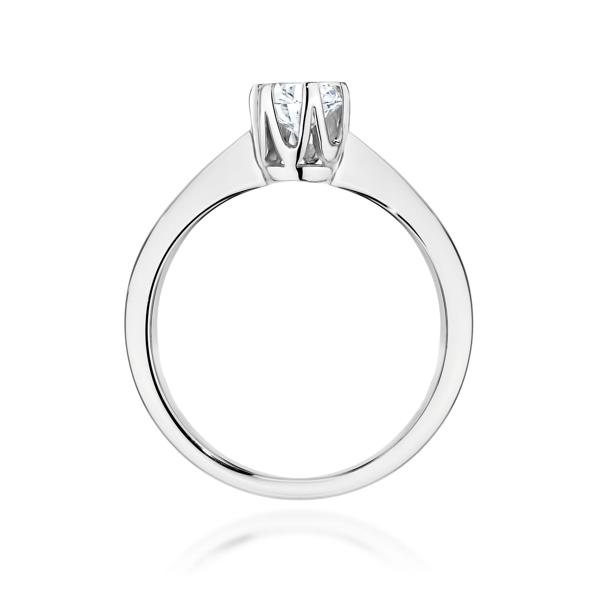 Gold Ring With Lab-Grown Diamond