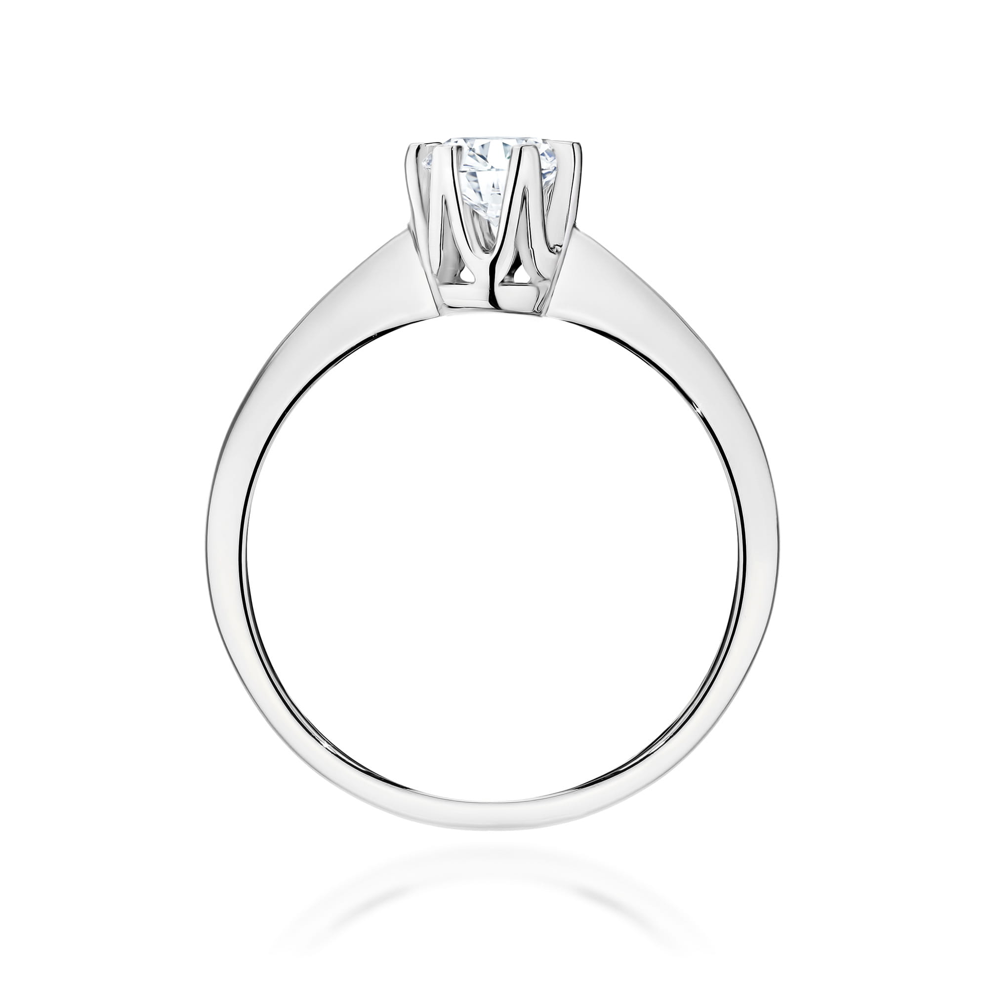 Gold Ring With Lab-Grown Diamond