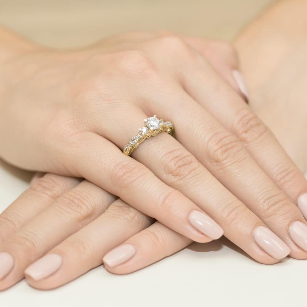 Auksinis Žiedas Su Deimantais 1.04ct