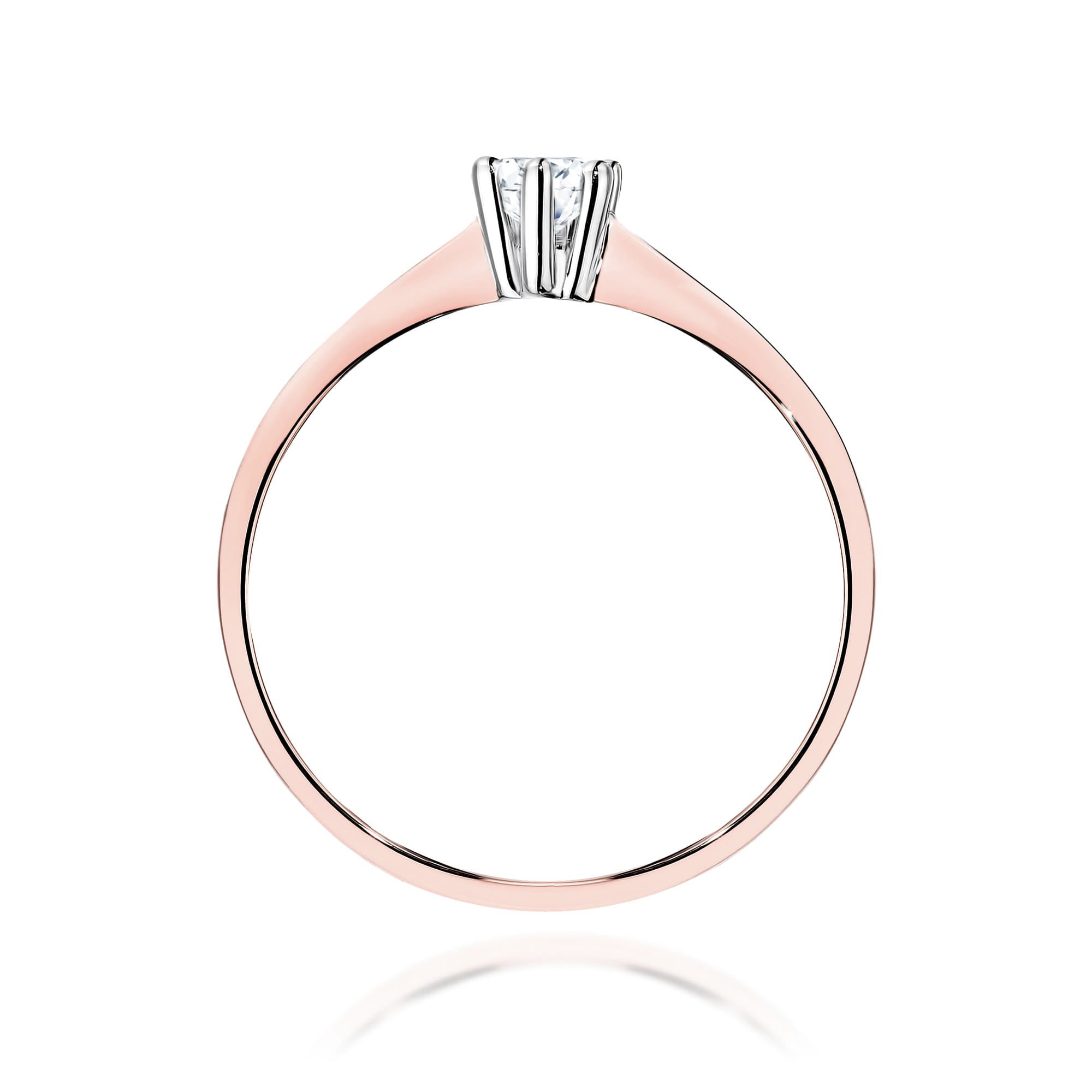 Gold Ring With Lab-Grown Diamond