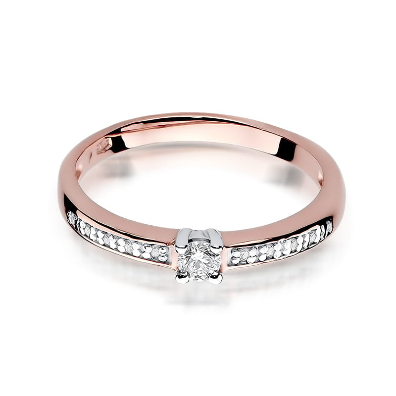 Gold Ring With Diamonds