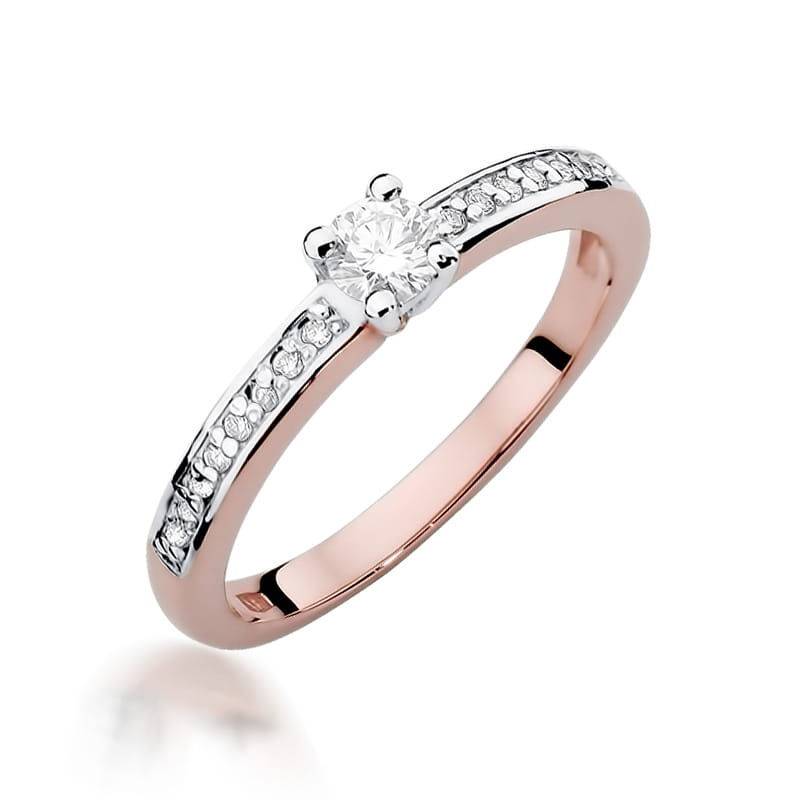 Gold Ring With Diamonds