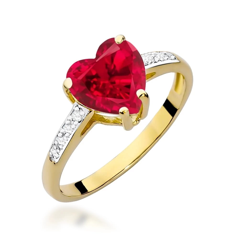 Gold Ring With Ruby And Diamonds