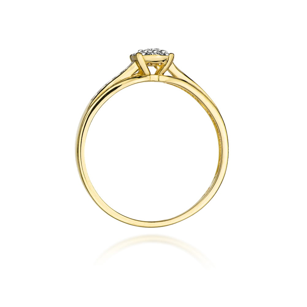 Gold Ring With Diamonds