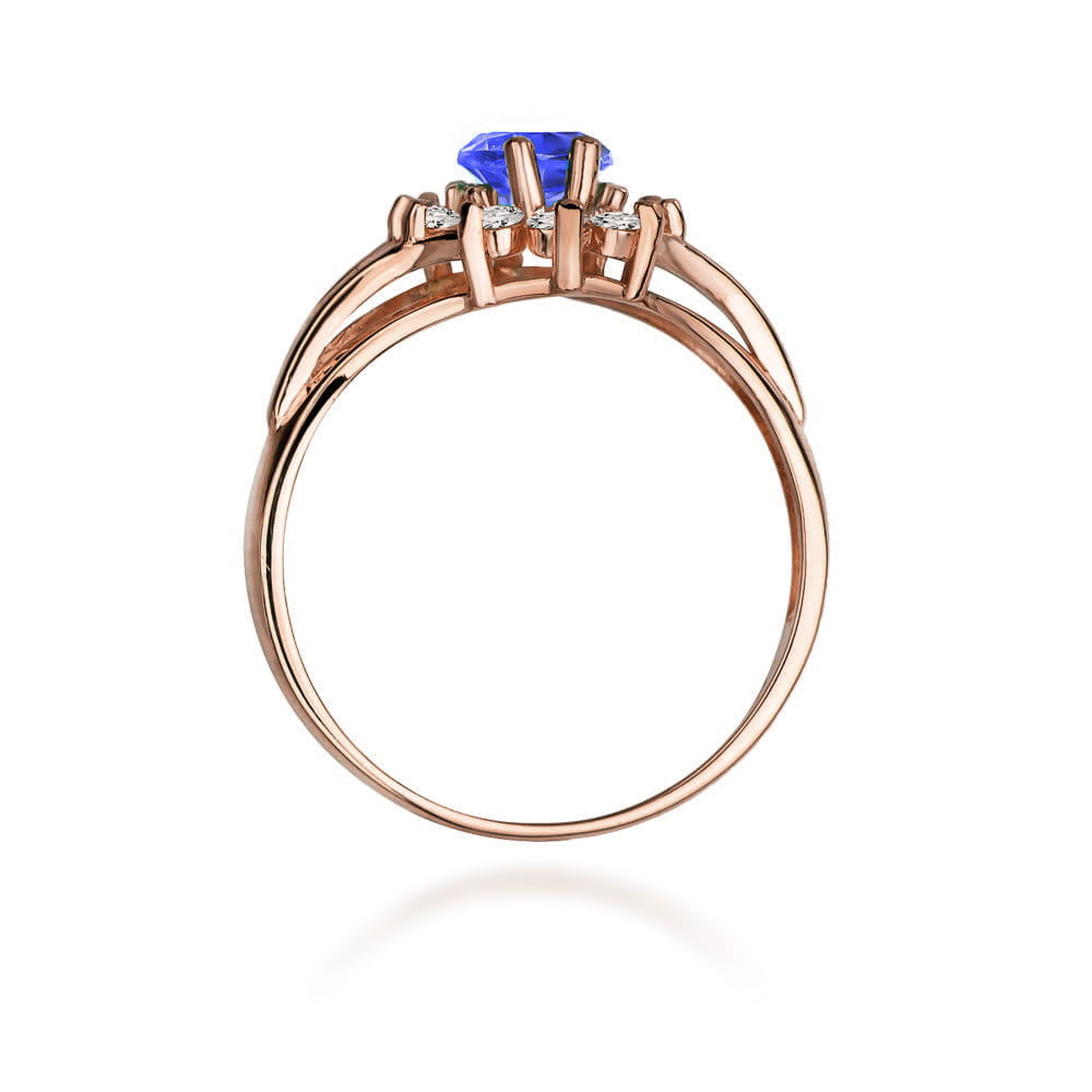 Gold Ring With Tanzanite And Diamonds