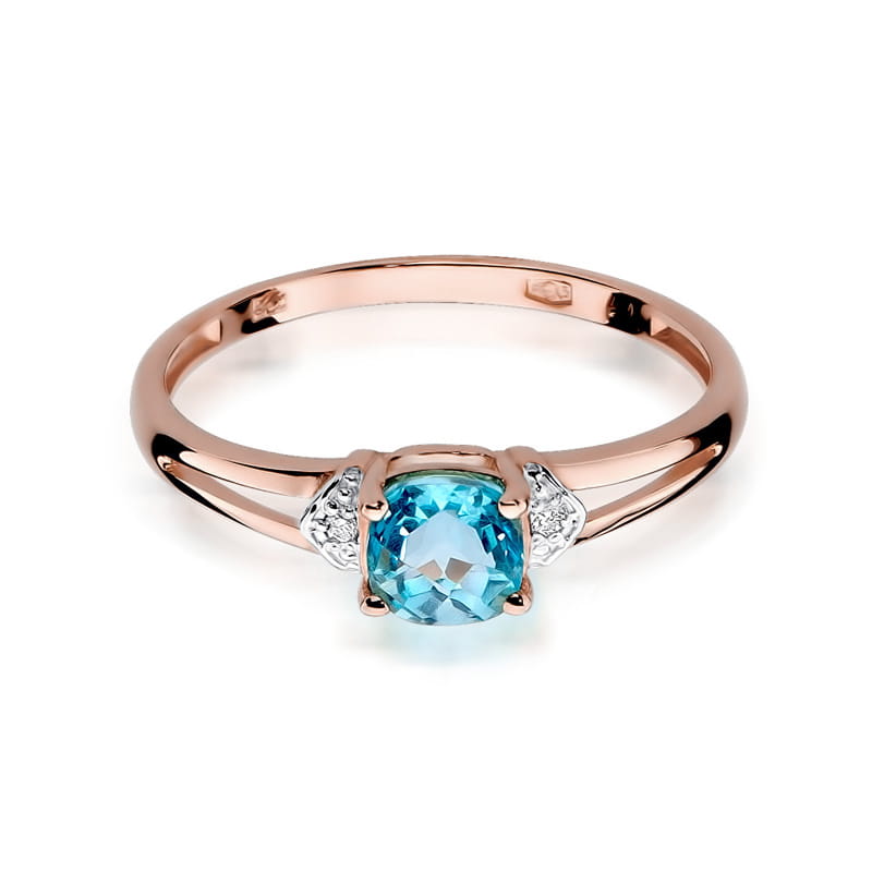 Gold Ring With Topaz And Diamonds