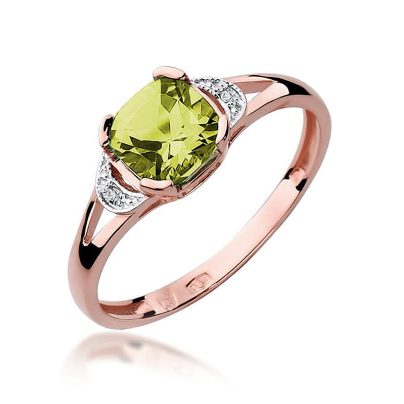 Gold Ring With Peridot And Diamonds