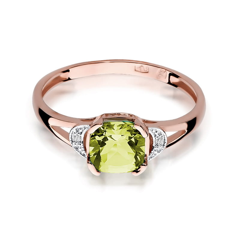 Gold Ring With Peridot And Diamonds