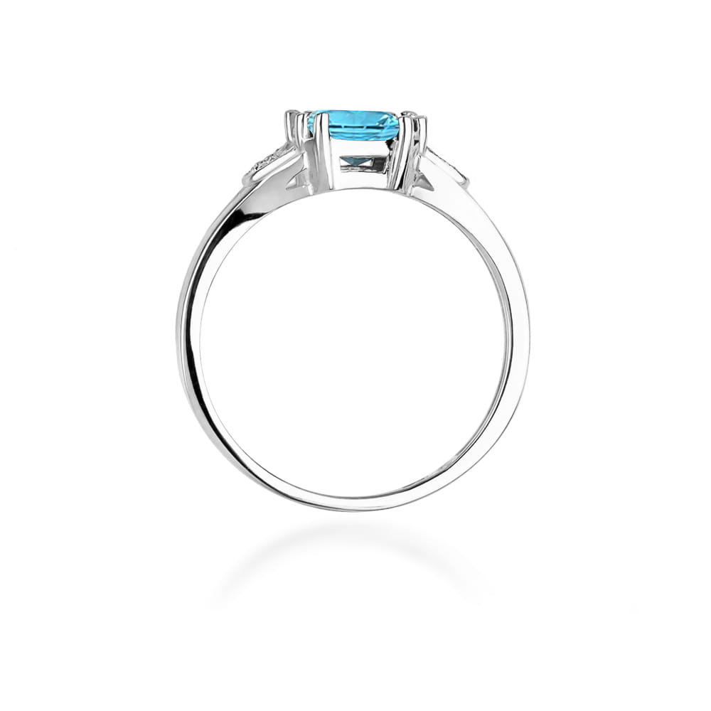 Gold Ring With Topaz And Diamonds
