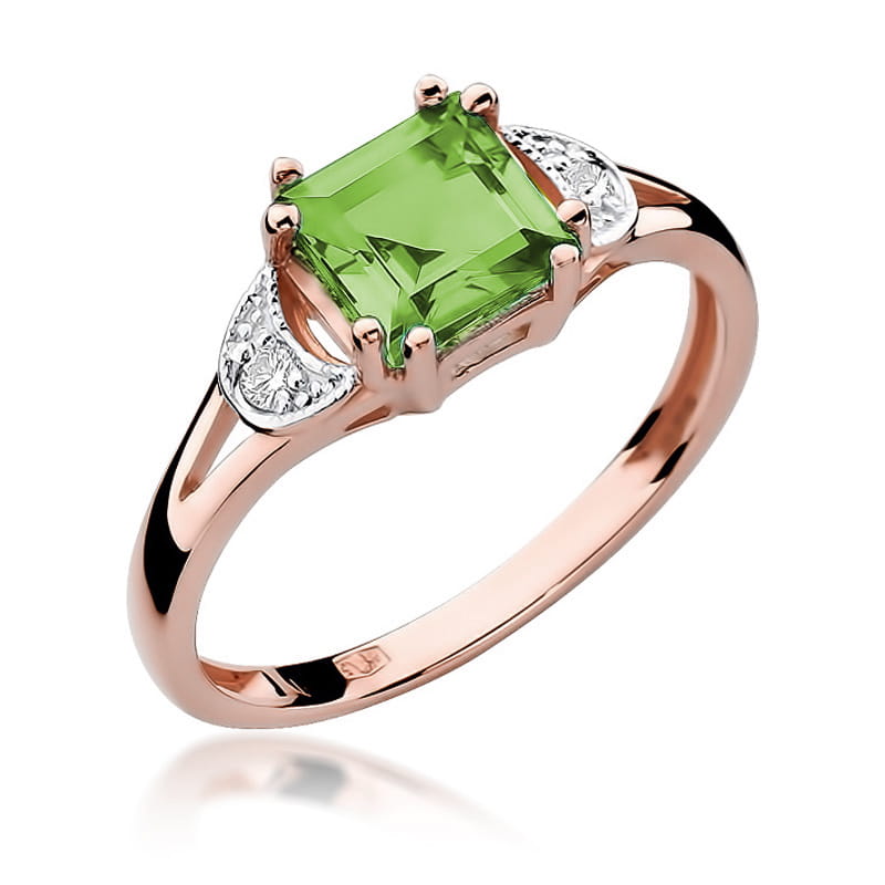 Gold Ring With Peridot And Diamonds