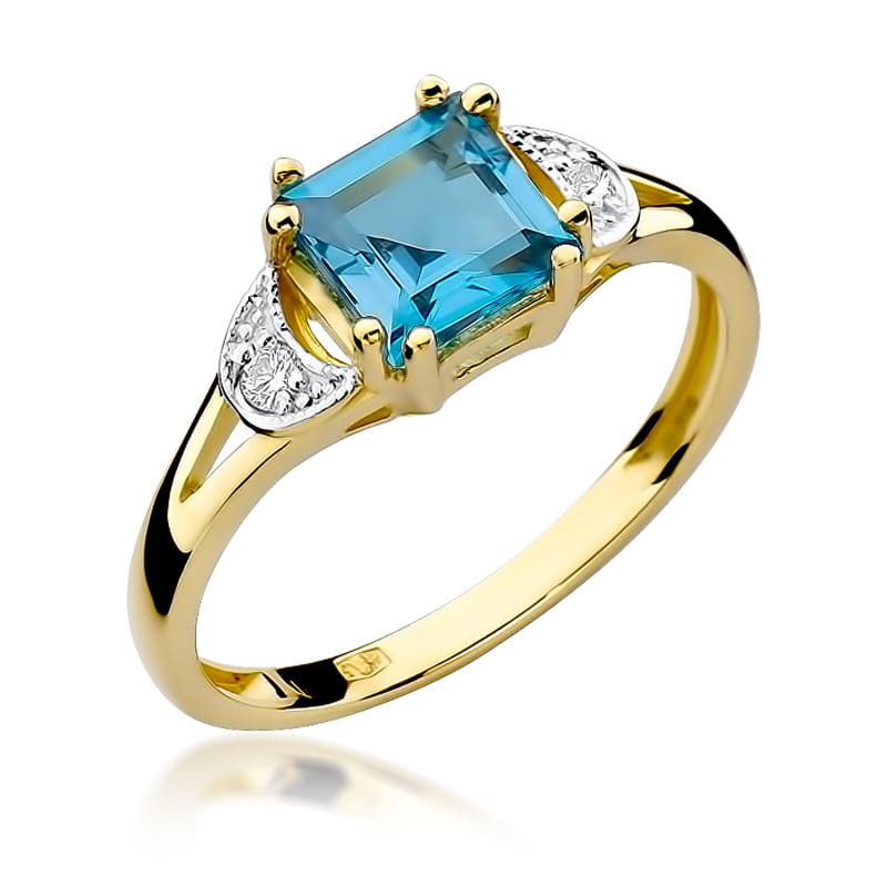 Gold Ring With Topaz And Diamonds