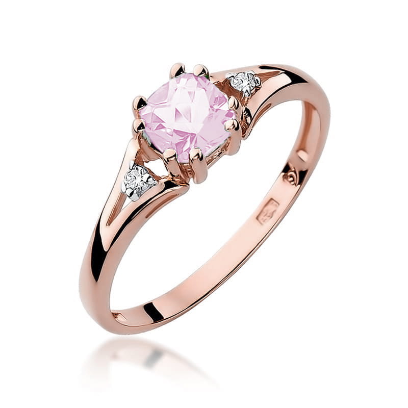 Gold Ring With Pink Topaz And Diamonds