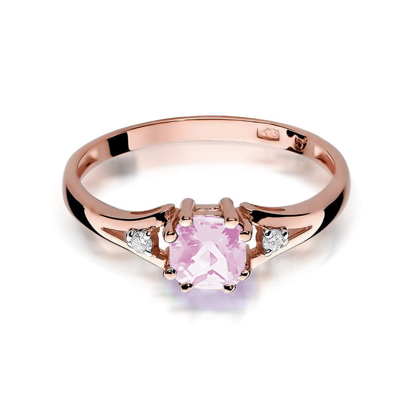 Gold Ring With Pink Topaz And Diamonds