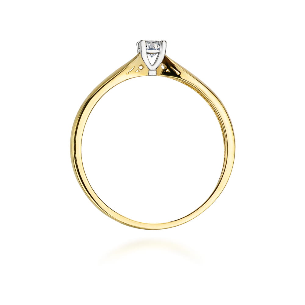 Gold Ring With Diamond