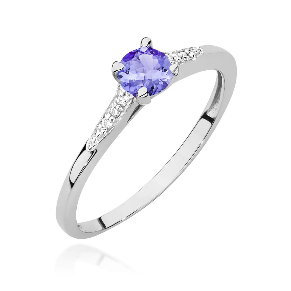 Gold Ring With Tanzanite And Diamonds