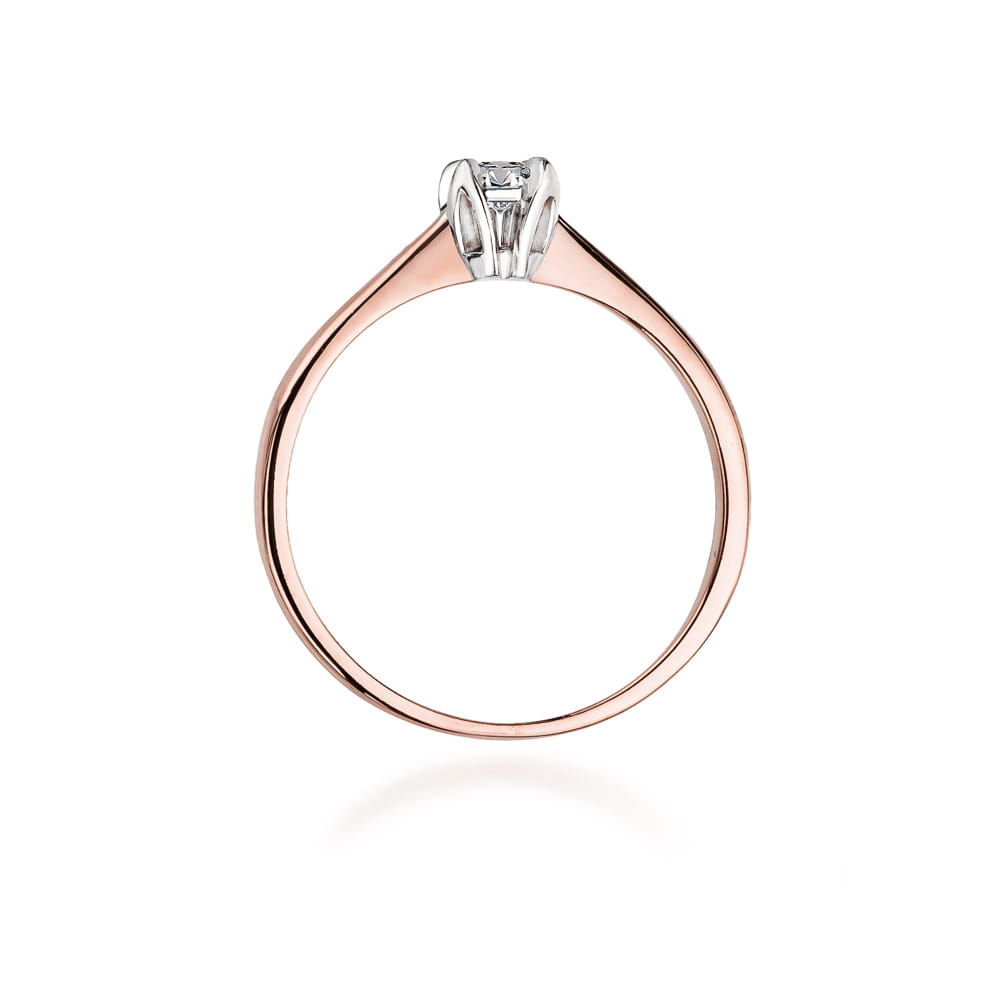 Gold Ring With Diamond