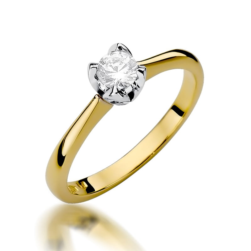 Gold Ring With Diamond