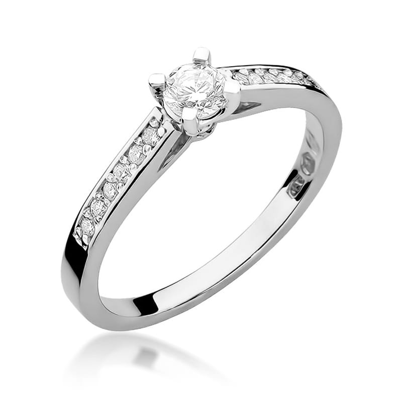 Gold Ring With Diamonds