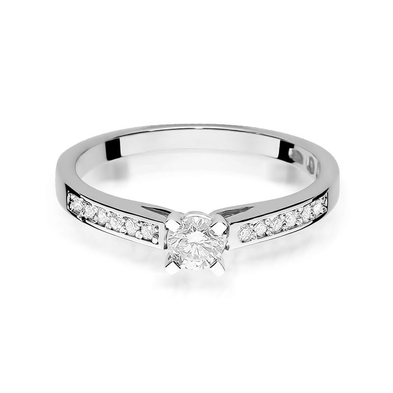 Gold Ring With Diamonds