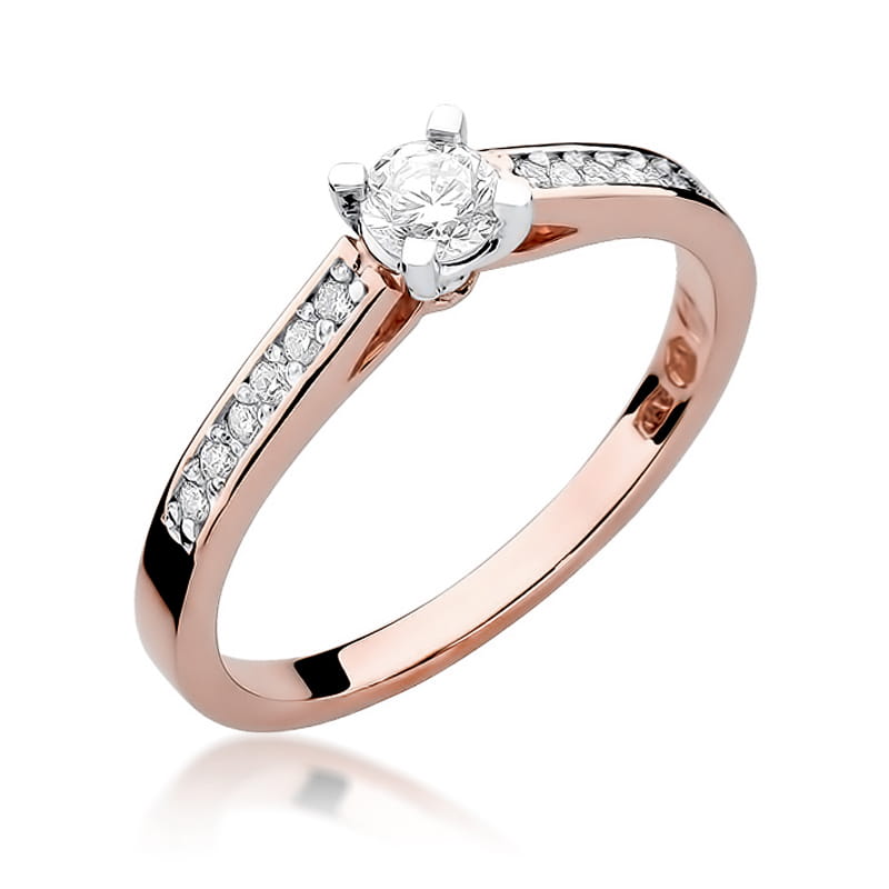 Gold Ring With Diamonds