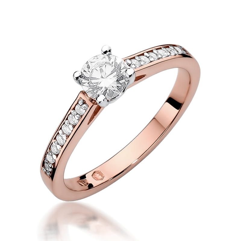 Gold Ring With Diamonds