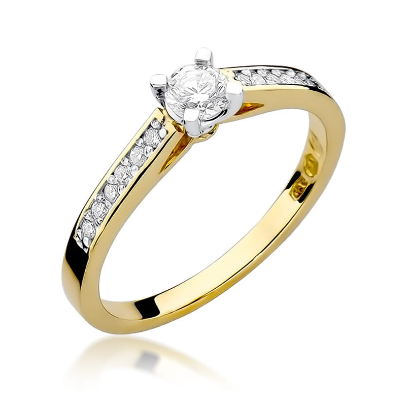 Gold Ring With Diamonds