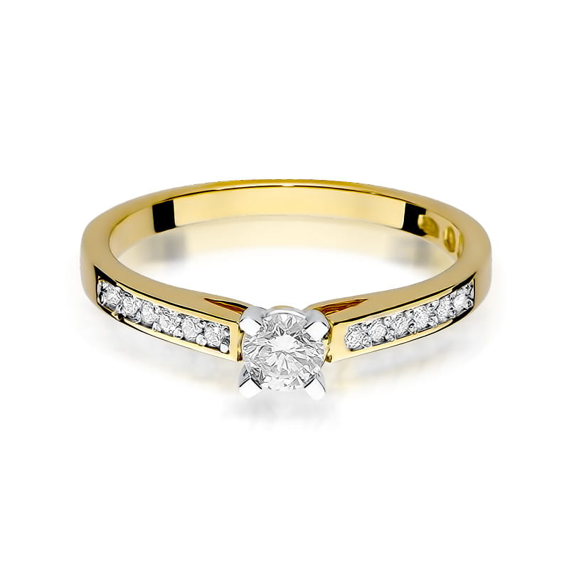 Gold Ring With Diamonds