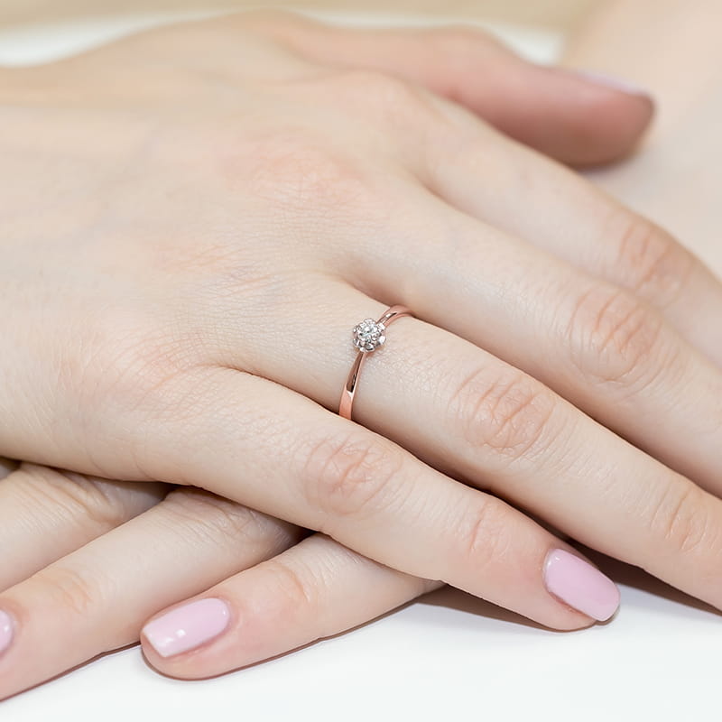 Gold Ring With Diamond