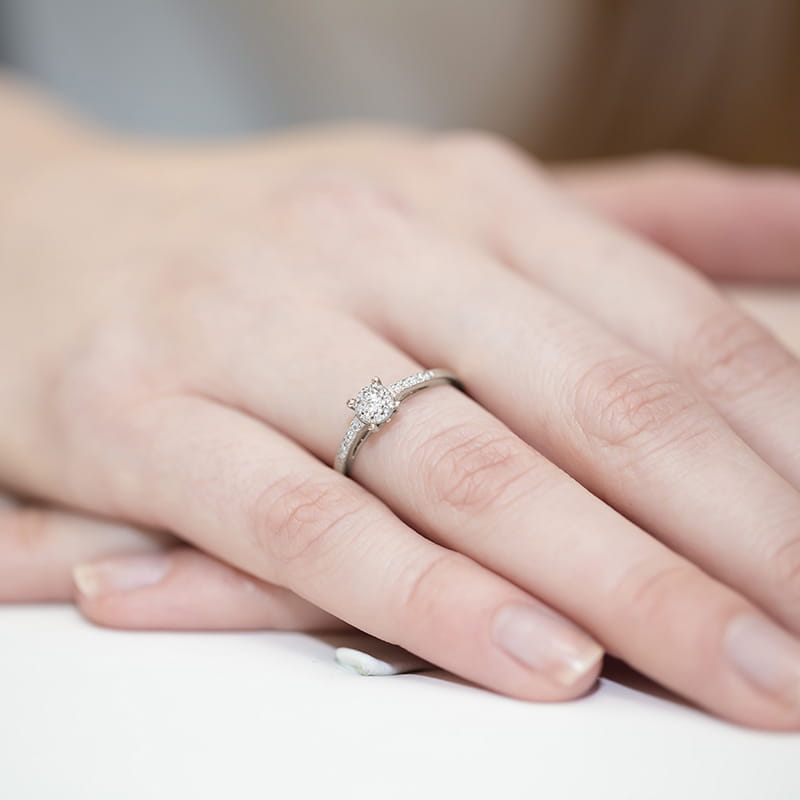 Gold Ring With Diamonds
