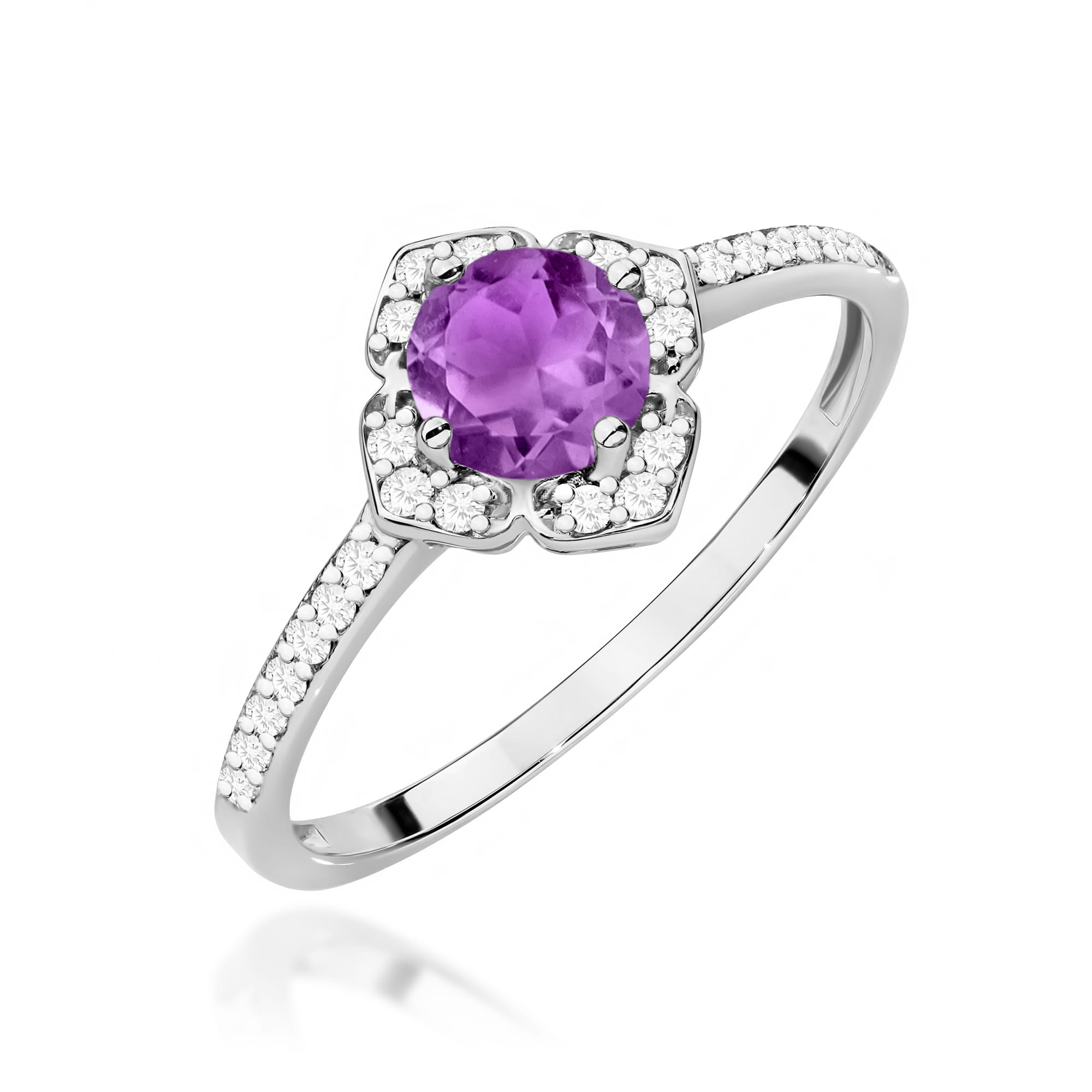 Gold Ring With Amethyst And Diamonds