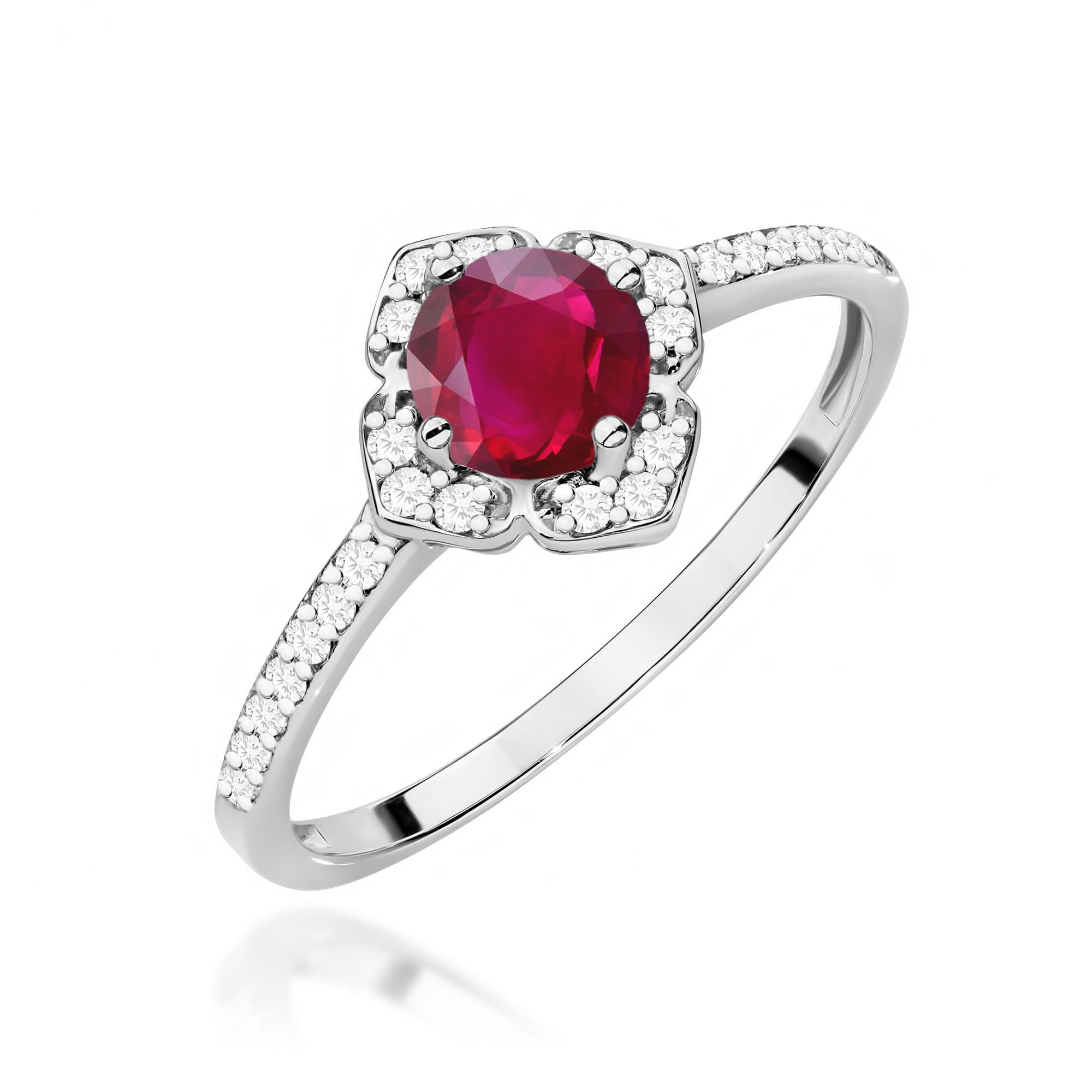Gold Ring With Ruby And Diamonds