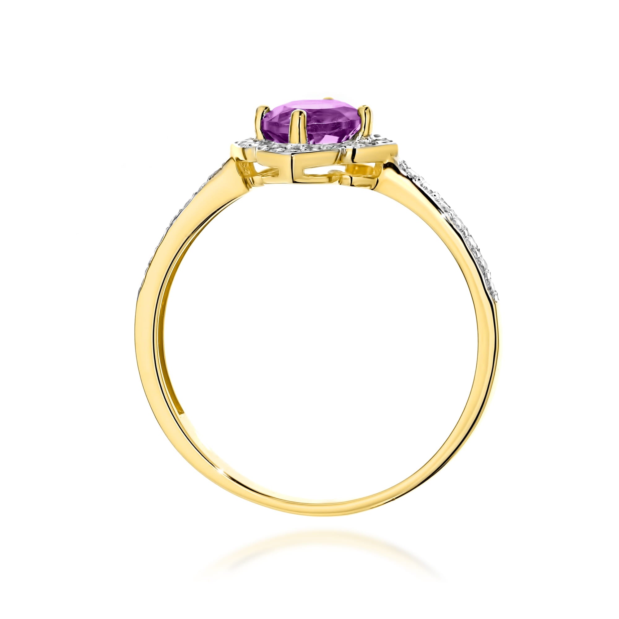 Gold Ring With Amethyst And Diamonds