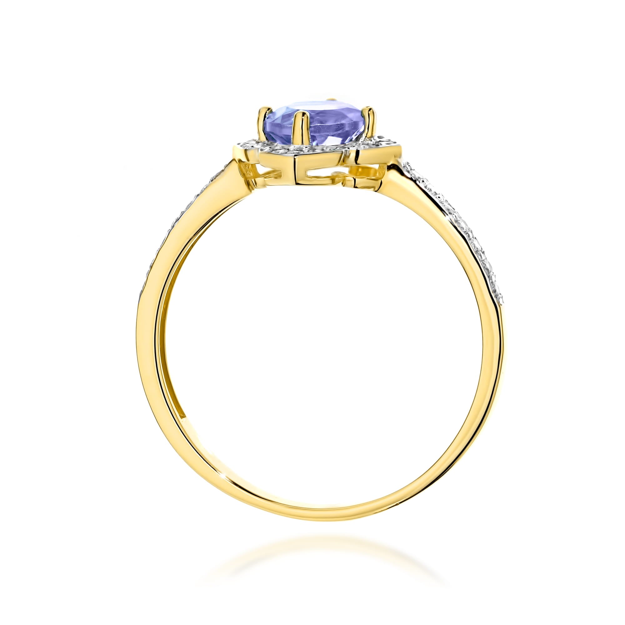 Gold Ring With Tanzanite And Diamonds