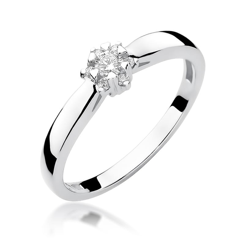 Gold Ring With Diamonds
