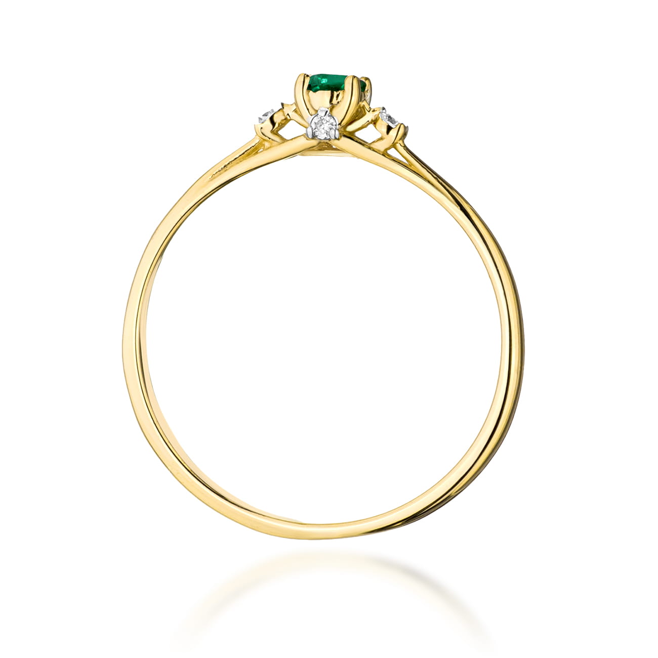 Gold Ring With Emerald And Diamonds
