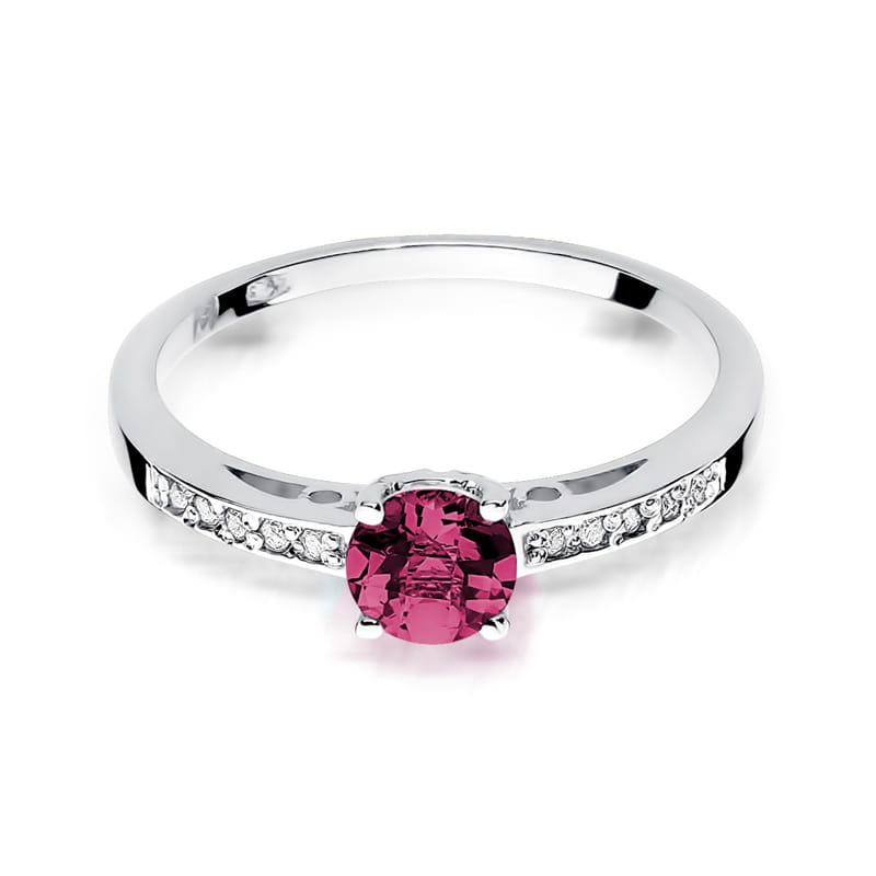 Auksinis Žiedas Su Rubinu Ir Deimantais