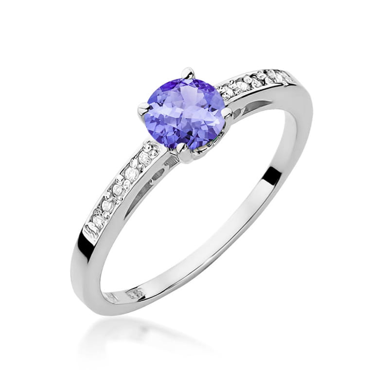 Gold Ring With Tanzanite And Diamonds